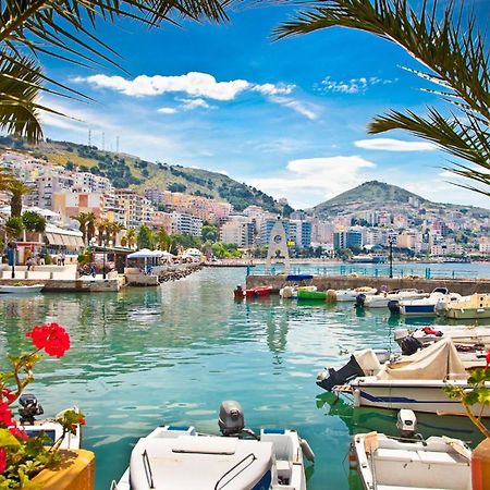 Saranda City Center & Beach Apartament 2 Bed Room Esterno foto
