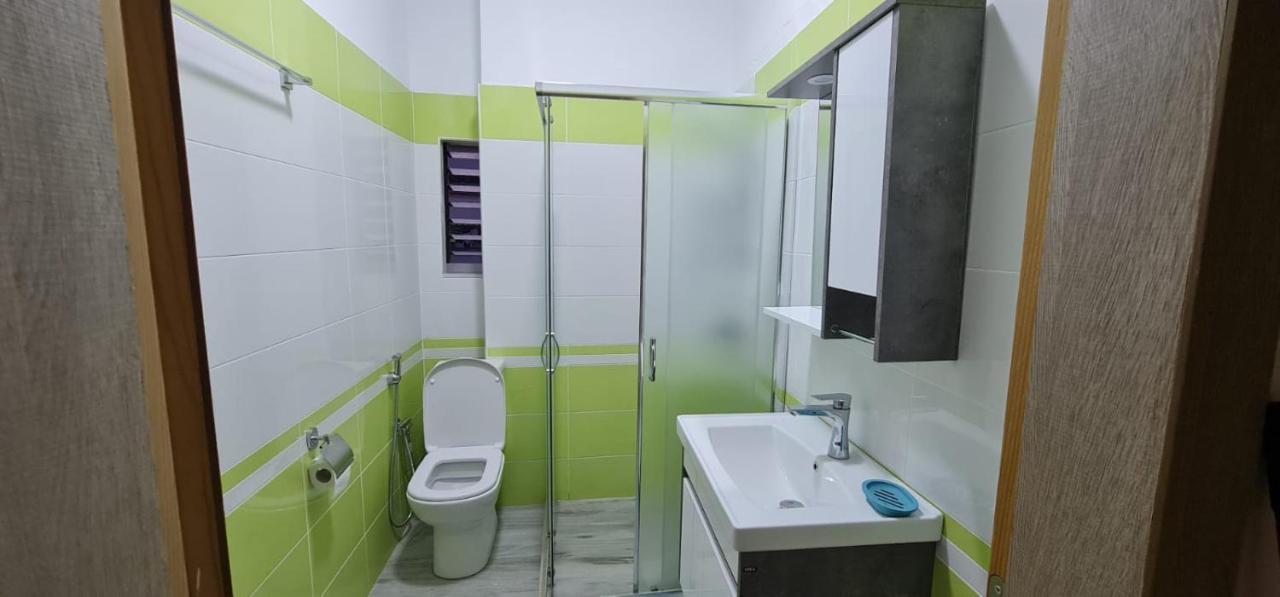 Saranda City Center & Beach Apartament 2 Bed Room Esterno foto