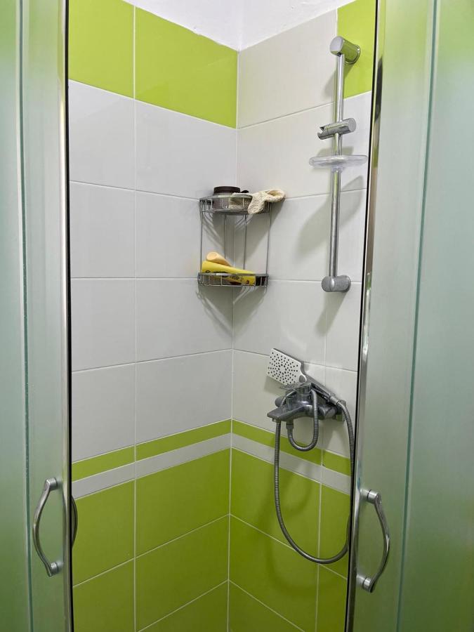 Saranda City Center & Beach Apartament 2 Bed Room Esterno foto