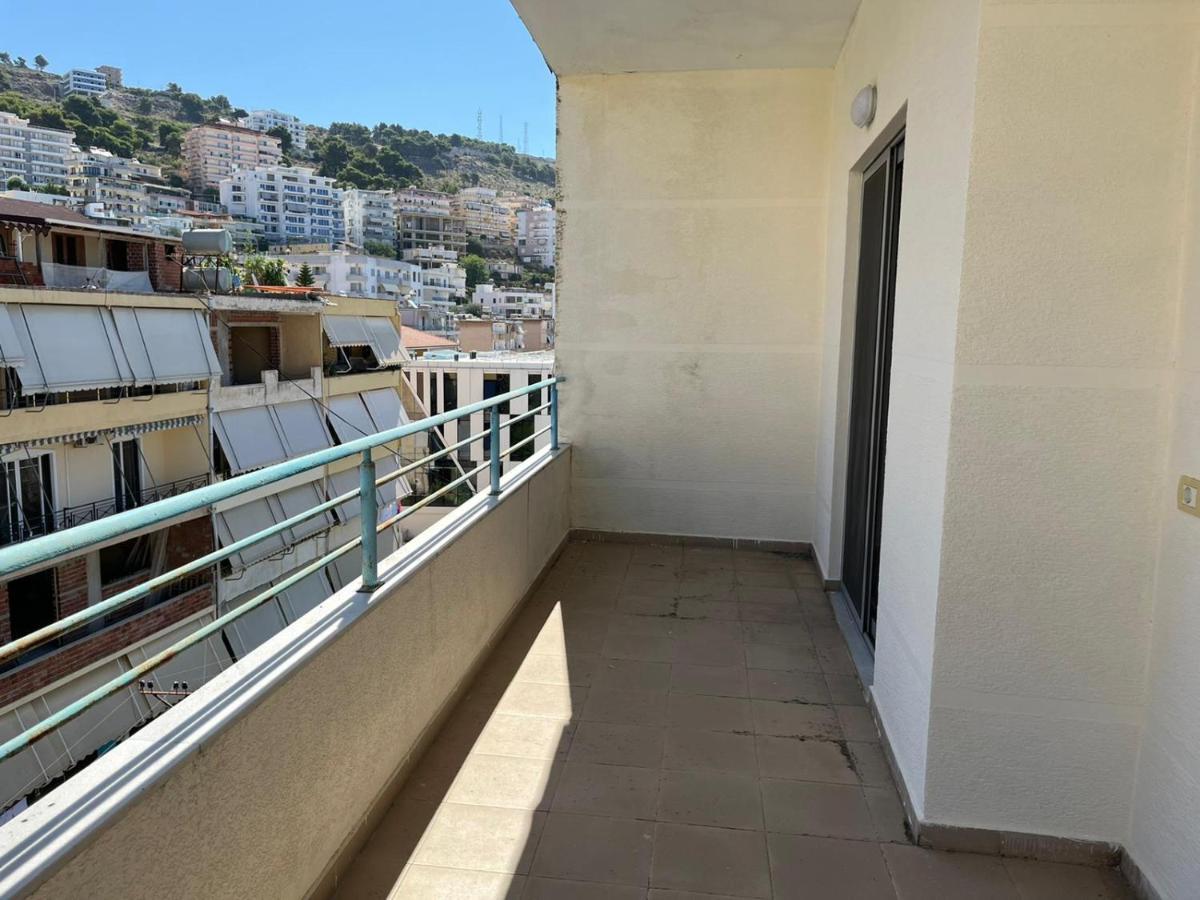 Saranda City Center & Beach Apartament 2 Bed Room Esterno foto